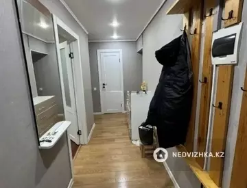 2-комнатная квартира, этаж 3 из 10, 53 м²