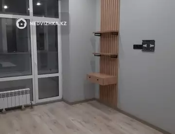 1-комнатная квартира, этаж 4 из 9, 39 м²