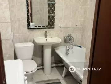 1-комнатная квартира, этаж 3 из 5, 38 м²