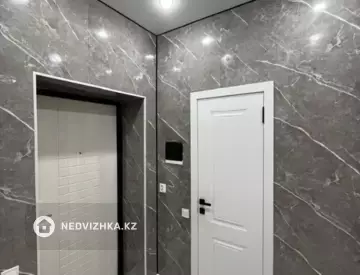 1-комнатная квартира, этаж 2 из 9, 39 м²