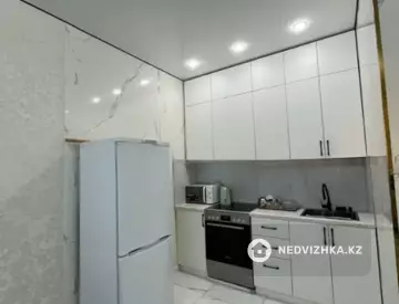 1-комнатная квартира, этаж 2 из 9, 39 м²
