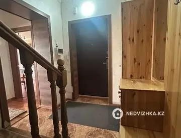 4-комнатная квартира, этаж 12 из 13, 147 м²