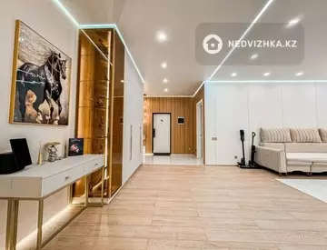 3-комнатная квартира, этаж 2 из 12, 96 м²