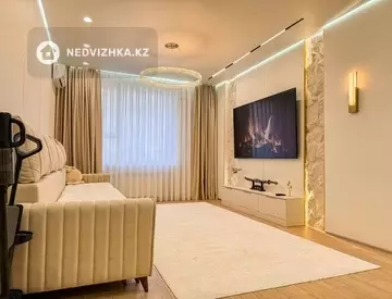 3-комнатная квартира, этаж 2 из 12, 96 м²