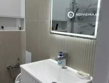 3-комнатная квартира, этаж 8 из 9, 70 м²