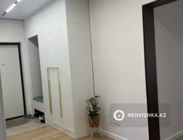 3-комнатная квартира, этаж 8 из 9, 70 м²