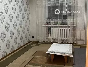 2-комнатная квартира, этаж 3 из 10, 53 м²