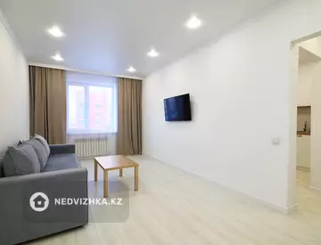 1-комнатная квартира, этаж 3 из 6, 38 м²