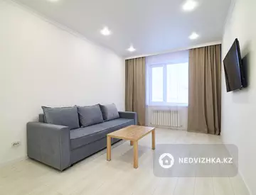 1-комнатная квартира, этаж 3 из 6, 38 м²