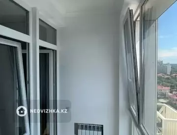 1-комнатная квартира, этаж 13 из 21, 38 м²