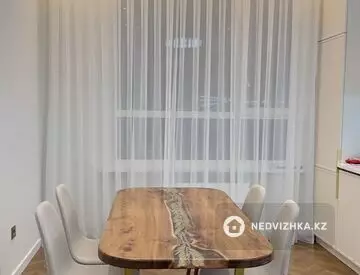 4-комнатная квартира, этаж 17 из 17, 132 м²