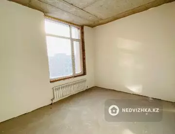 2-комнатная квартира, этаж 9 из 9, 65 м²