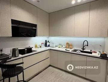 3-комнатная квартира, этаж 9 из 5, 143 м²