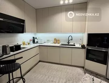 3-комнатная квартира, этаж 9 из 5, 143 м²