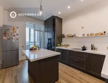 4-комнатная квартира, этаж 15 из 22, 127 м²