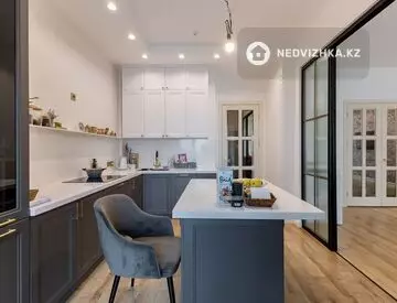 4-комнатная квартира, этаж 15 из 22, 127 м²