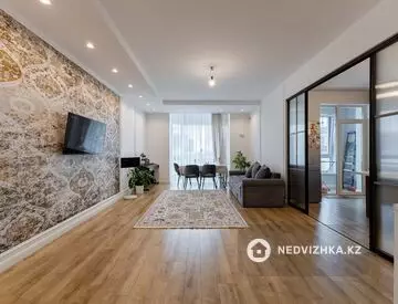 4-комнатная квартира, этаж 15 из 22, 127 м²