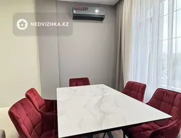 3-комнатная квартира, этаж 4 из 7, 110 м²