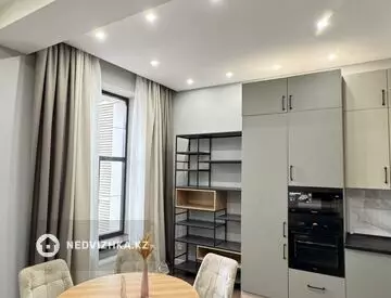 3-комнатная квартира, этаж 4 из 7, 110 м²