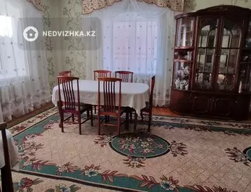 5-комнатный дом, 10 соток, 260 м²