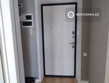 1-комнатная квартира, этаж 9 из 9, 34 м²