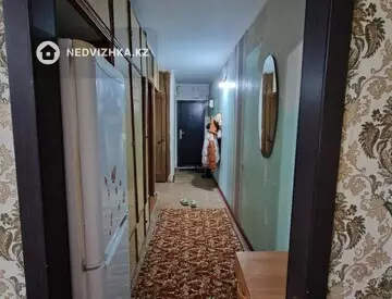 2-комнатная квартира, этаж 3 из 5, 47 м²