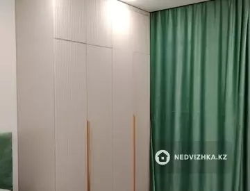 3-комнатная квартира, этаж 8 из 9, 70 м²