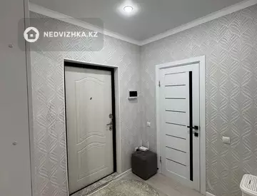 2-комнатная квартира, этаж 1 из 9, 37 м²