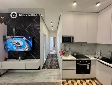 3-комнатная квартира, этаж 2 из 9, 65 м²