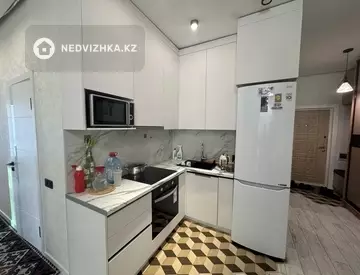 3-комнатная квартира, этаж 2 из 9, 65 м²