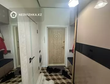 3-комнатная квартира, этаж 2 из 9, 65 м²