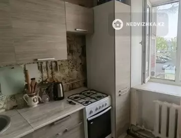 1-комнатная квартира, этаж 3 из 3, 30 м²