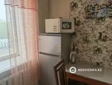 1-комнатная квартира, этаж 3 из 3, 30 м²