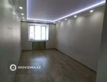 3-комнатная квартира, этаж 10 из 12, 85 м²