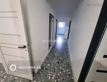 4-комнатная квартира, этаж 1 из 4, 115 м²