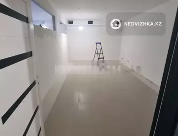 4-комнатная квартира, этаж 1 из 4, 115 м²