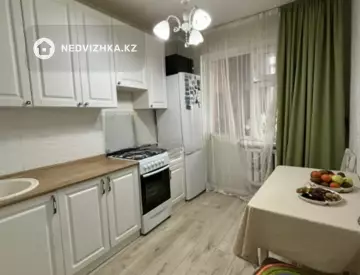 3-комнатная квартира, этаж 4 из 5, 63 м²