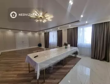 4-комнатная квартира, этаж 13 из 16, 166 м²