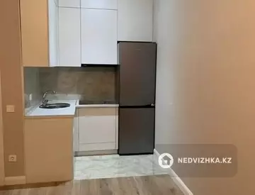 2-комнатная квартира, этаж 9 из 9, 43 м²