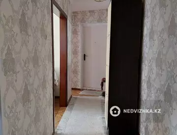 3-комнатная квартира, этаж 2 из 10, 68 м²