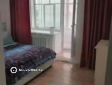 3-комнатная квартира, этаж 1 из 5, 60 м²