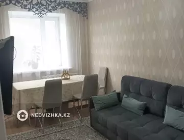 3-комнатная квартира, этаж 1 из 5, 60 м²