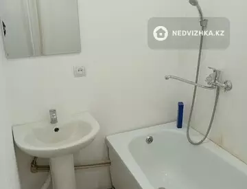 1-комнатная квартира, этаж 5 из 5, 18 м²