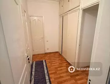 1-комнатная квартира, этаж 7 из 9, 41 м²