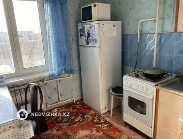 1-комнатная квартира, этаж 4 из 5, 60 м², На длительный срок