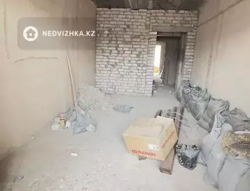 1-комнатная квартира, этаж 2 из 3, 62 м²