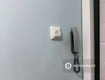 3-комнатная квартира, этаж 4 из 4, 58 м²