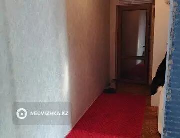 2-комнатная квартира, этаж 3 из 3, 55 м²