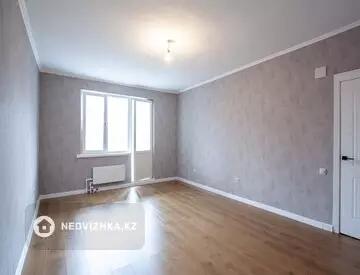 1-комнатная квартира, этаж 3 из 9, 52 м²