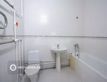 1-комнатная квартира, этаж 3 из 9, 52 м²